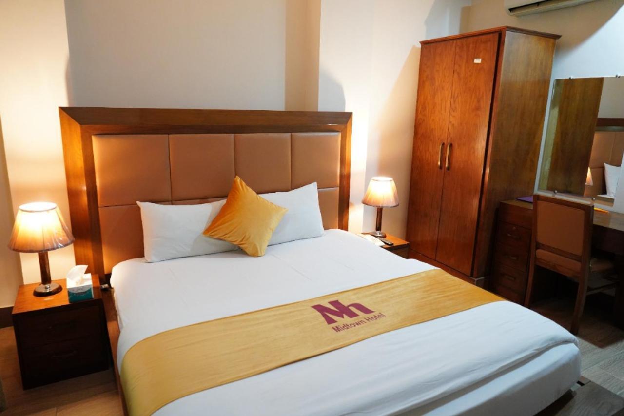Midtown Hotel Rawalpindi Esterno foto