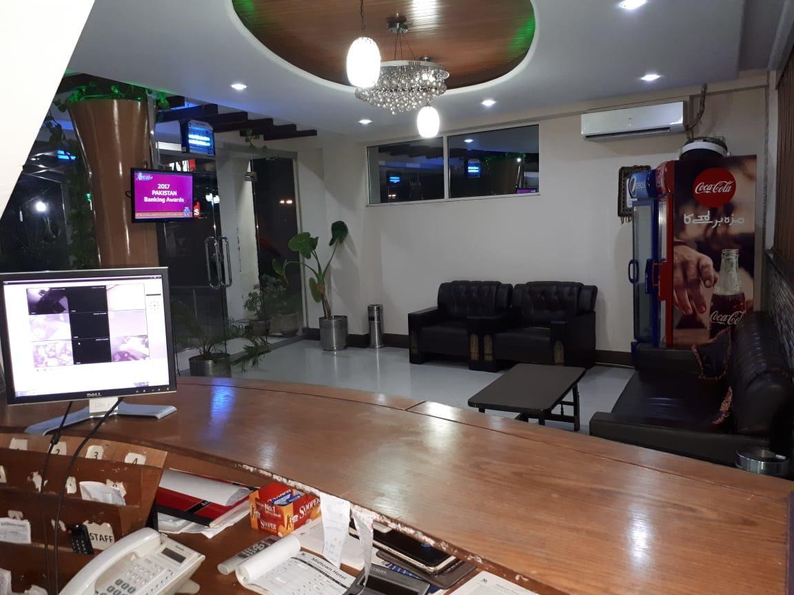 Midtown Hotel Rawalpindi Esterno foto