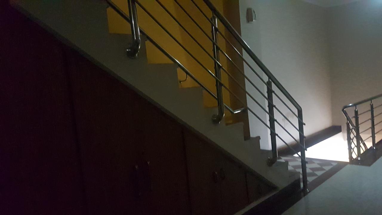 Midtown Hotel Rawalpindi Esterno foto