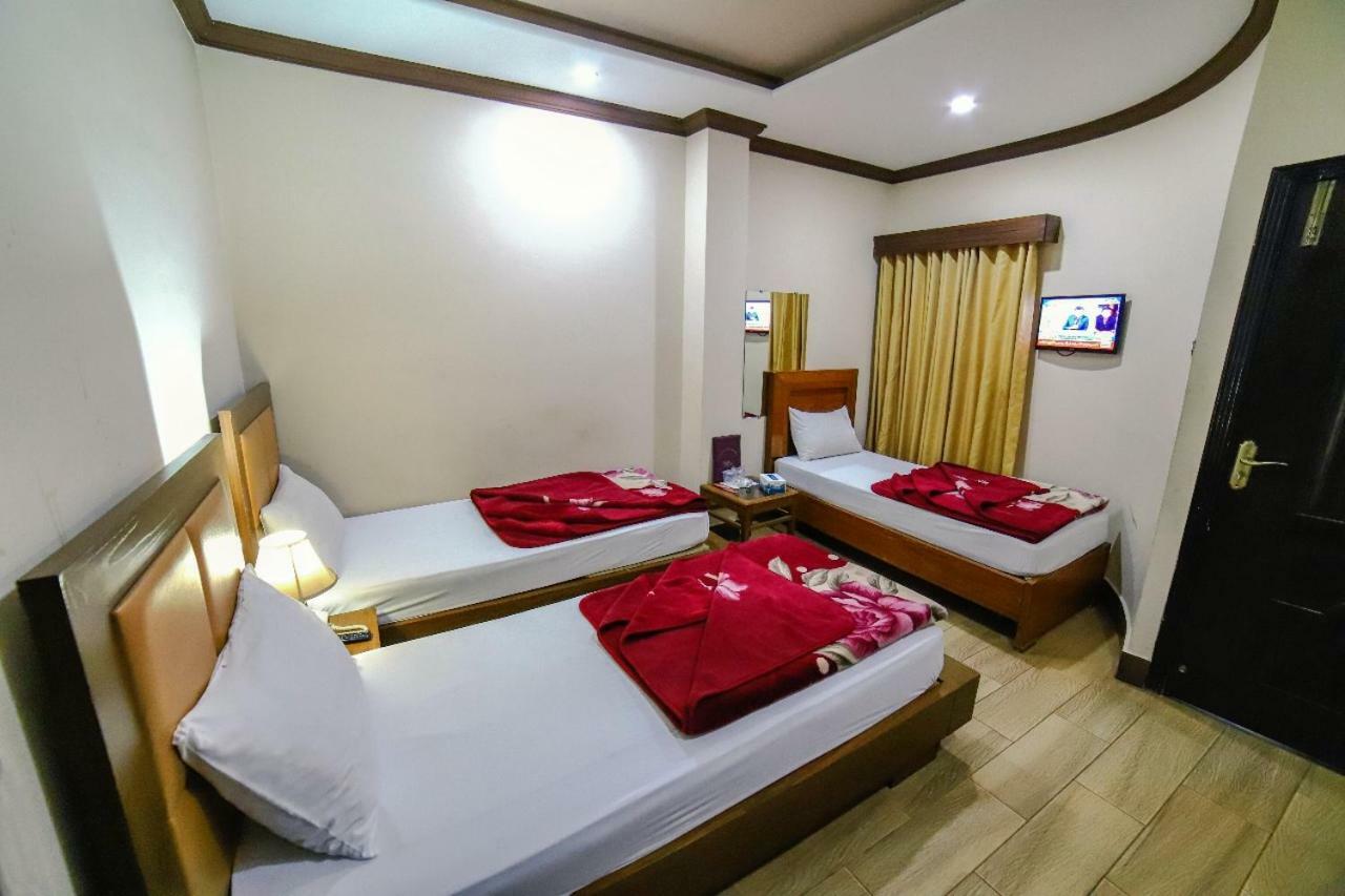 Midtown Hotel Rawalpindi Esterno foto